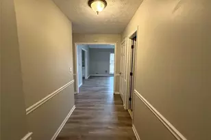 1897 Winding Creek Ln SW, Marietta, GA 30064 - Photo 3