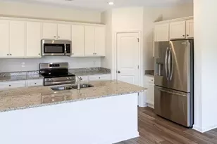 130 Red Maple Wy, Adairsville, GA 30103 - Photo 3