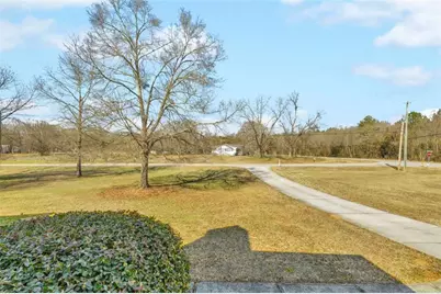 3020 Meadow Trail, Loganville, GA 30052 - Photo 11