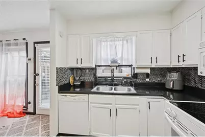 4109 Ashford Green Drive, Duluth, GA 30096 - Photo 15