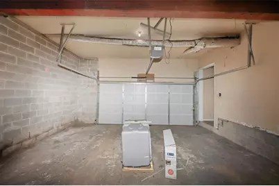 8986 Mandarin Drive, Jonesboro, GA 30236 - Photo 33