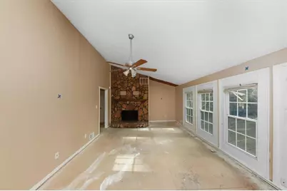 8986 Mandarin Drive, Jonesboro, GA 30236 - Photo 15