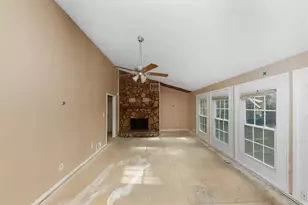 8986 Mandarin Dr, Jonesboro, GA 30236 - Photo 15