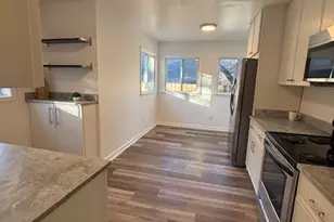 1076 Grant Way SE, Atlanta, GA 30315 - Photo 5