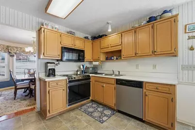 1051 Plantation Boulevard SE, Conyers, GA 30094 - Photo 5