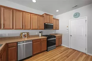 18 Jekyll Dr, Marietta, GA 30066 - Photo 9