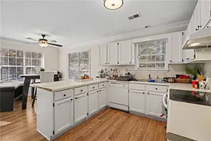 644 Laufin Ct, Lawrenceville, GA 30043 - Photo 7