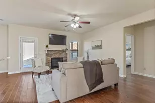 704 Flag St, Canton, GA 30114 - Photo 7