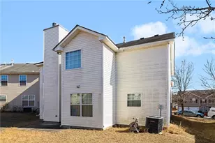 2571 S Hills, Riverdale, GA 30296 - Photo 15