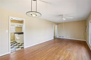 2456 Elmwood Cir SE, Atlanta, GA 30339 - Photo 5