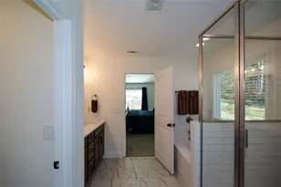 42 Pine Hill St, Newnan, GA 30263 - Photo 29