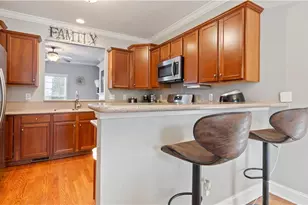 405 Creek View Ct, Bremen, GA 30110 - Photo 9