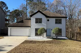 2720 Trotters Pointe Dr, Snellville, GA 30039 - Photo 3