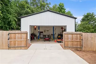 5025 Lakewood Dr, Acworth, GA 30101 - Photo 7