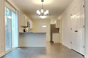 7045 Treeline Dr, Cumming, GA 30028 - Photo 7