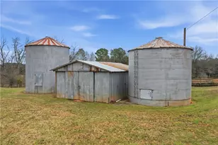 880 Johnstonville Rd, Barnesville, GA 30204 - Photo 7