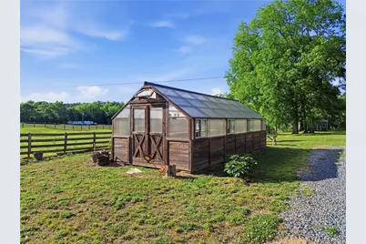 880 Johnstonville Road, Barnesville, GA 30204 - Photo 31
