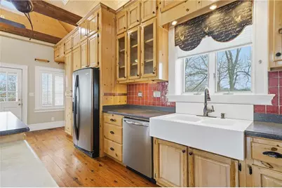 880 Johnstonville Road, Barnesville, GA 30204 - Photo 11