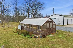 880 Johnstonville Rd, Barnesville, GA 30204 - Photo 29