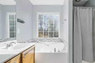 8675 Bayhill Dr, Gainesville, GA 30506 - Photo 23