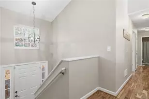 8675 Bayhill Dr, Gainesville, GA 30506 - Photo 5