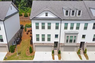 413 Bishop Ln, Woodstock, GA 30188 - Photo 9