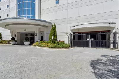 2828 Peachtree Road NE #802, Atlanta, GA 30305 - Photo 3