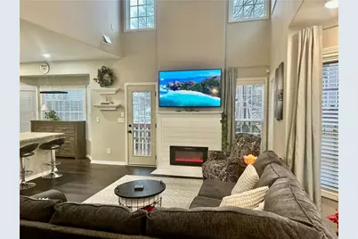 3989 Church View Lane, Suwanee, GA 30024 - Photo 5