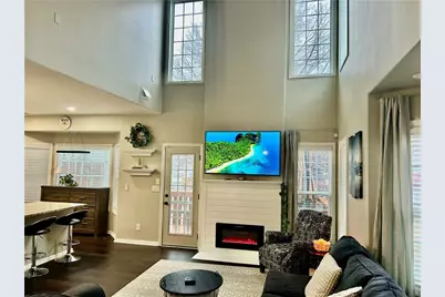 3989 Church View Lane, Suwanee, GA 30024 - Photo 3