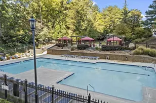 799 Hammond Dr, Sandy Springs, GA 30328 - Photo 19