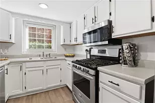 9086 Cobbler Ct, Roswell, GA 30076 - Photo 5