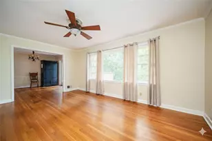 5860 Greenbrier Rd NE, Atlanta, GA 30328 - Photo 5