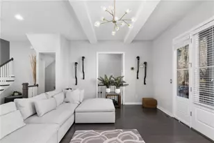 823 Canterbury Overlook, Atlanta, GA 30324 - Photo 3