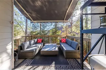 823 Canterbury Overlook, Atlanta, GA 30324 - Photo 9