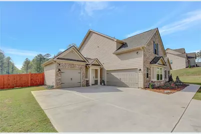 196 Saddleridge Tr, Senoia, GA 30276 - Photo 3