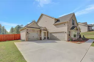 196 Saddleridge Trl, Senoia, GA 30276 - Photo 3