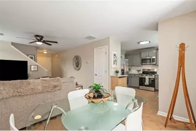 226 Fox Creek Boulevard, Woodstock, GA 30188 - Photo 5