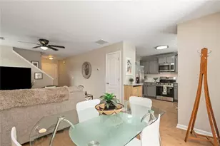 226 Fox Creek Blvd, Woodstock, GA 30188 - Photo 5