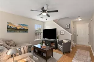 226 Fox Creek Blvd, Woodstock, GA 30188 - Photo 3