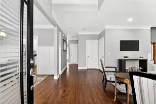 1613 Dupont Commons Dr NW, Atlanta, GA 30318 - Photo 3