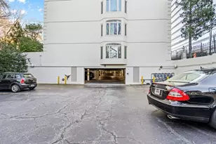 3638 Peachtree Rd NE, Atlanta, GA 30319 - Photo 27