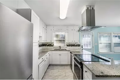 1918 Valley Ridge Drive SW, Atlanta, GA 30331 - Photo 29