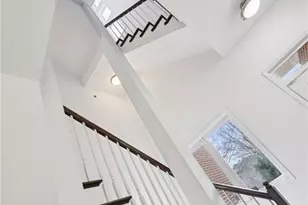 745 Fountainhead Ln NE, Atlanta, GA 30324 - Photo 7