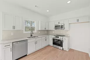 97 Carroll Cir, Carrollton, GA 30117 - Photo 11