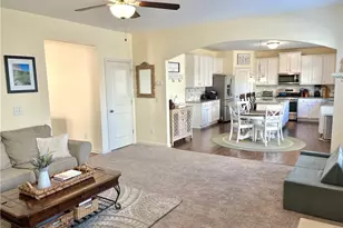 1402 Balvaird Dr, Lawrenceville, GA 30045 - Photo 15