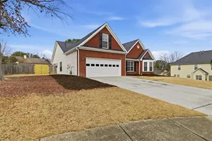1967 Ridge Waters Ln, Lawrenceville, GA 30045 - Photo 3
