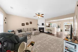 2651 Ashleigh Ln, Alpharetta, GA 30004 - Photo 3