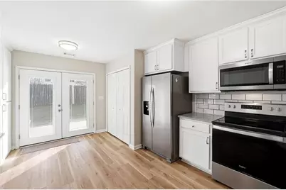 2335 Winthrope Way Drive, Alpharetta, GA 30009 - Photo 9