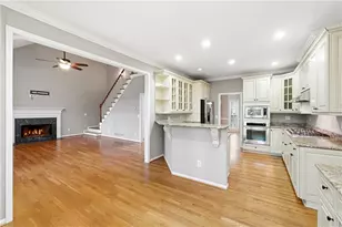 5145 Harbour Ridge Dr, Alpharetta, GA 30005 - Photo 9