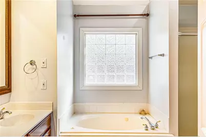 255 Westminister Village Boulevard, Sharpsburg, GA 30277 - Photo 27